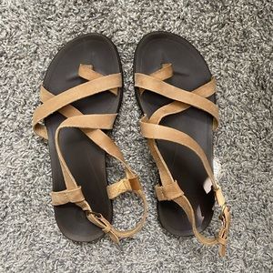 Olukai Upena Sandals